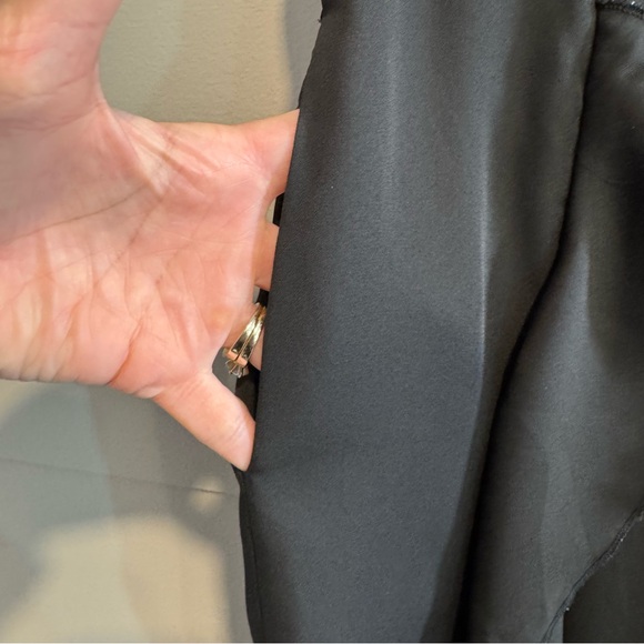 White Closet Black Wide Leg Split Leg Pants - XS - Picture 4 of 10